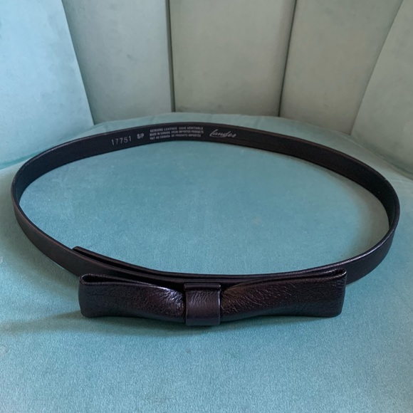 Leather Bow Adjustable waist belt. 🇨🇦 - Picture 2 of 8